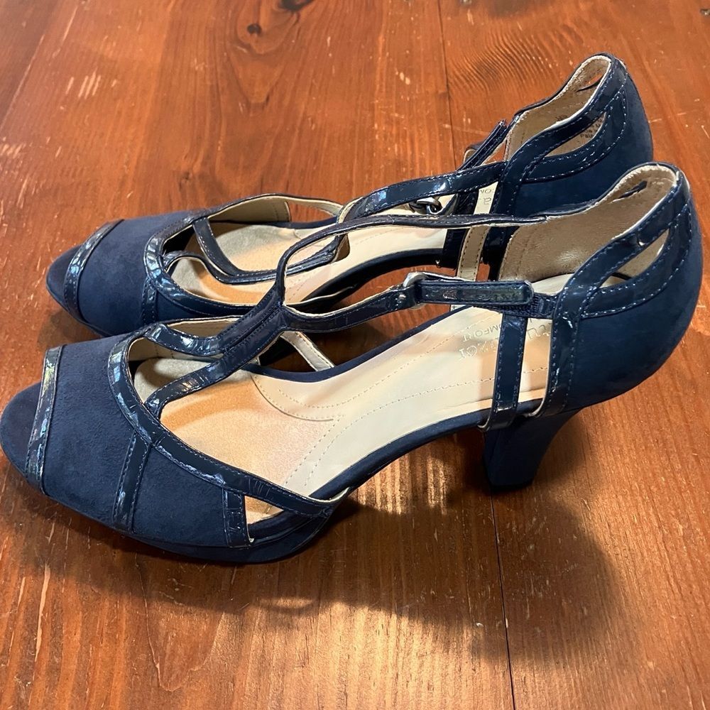 Naturalizer N5 Comfort Heels Women's 10W Blue Suede Patent Leather T-Strap